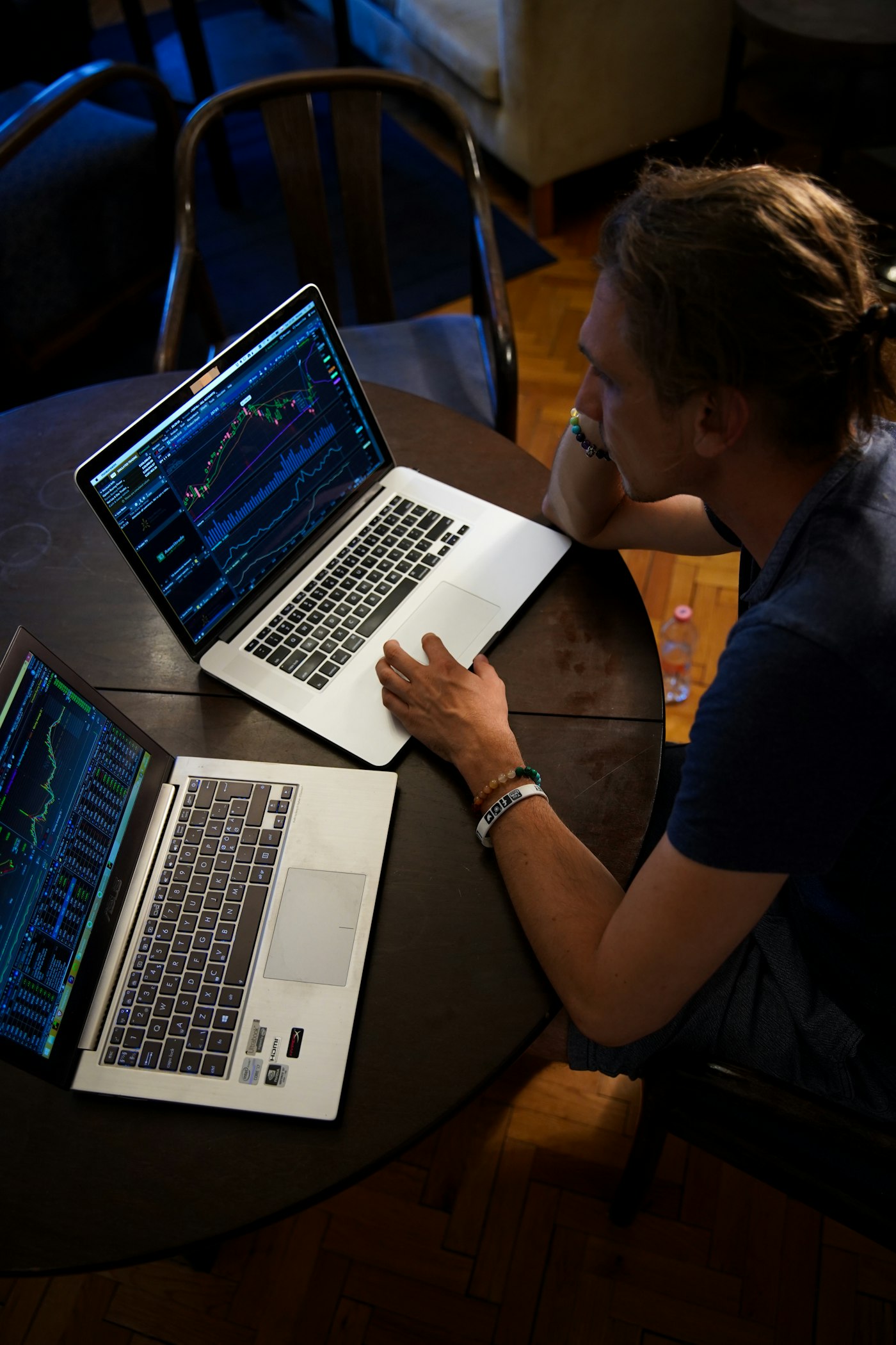 Laptop-based digital tools for quantity take-off and cost planning